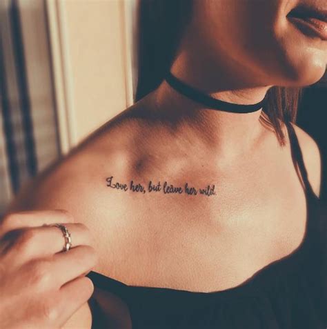 meaningful collar bone tattoos for females|50 Stunning Collarbone Tattoos To Spark Creativity。